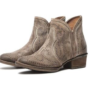 Sterling River Embroidered Leather Boots